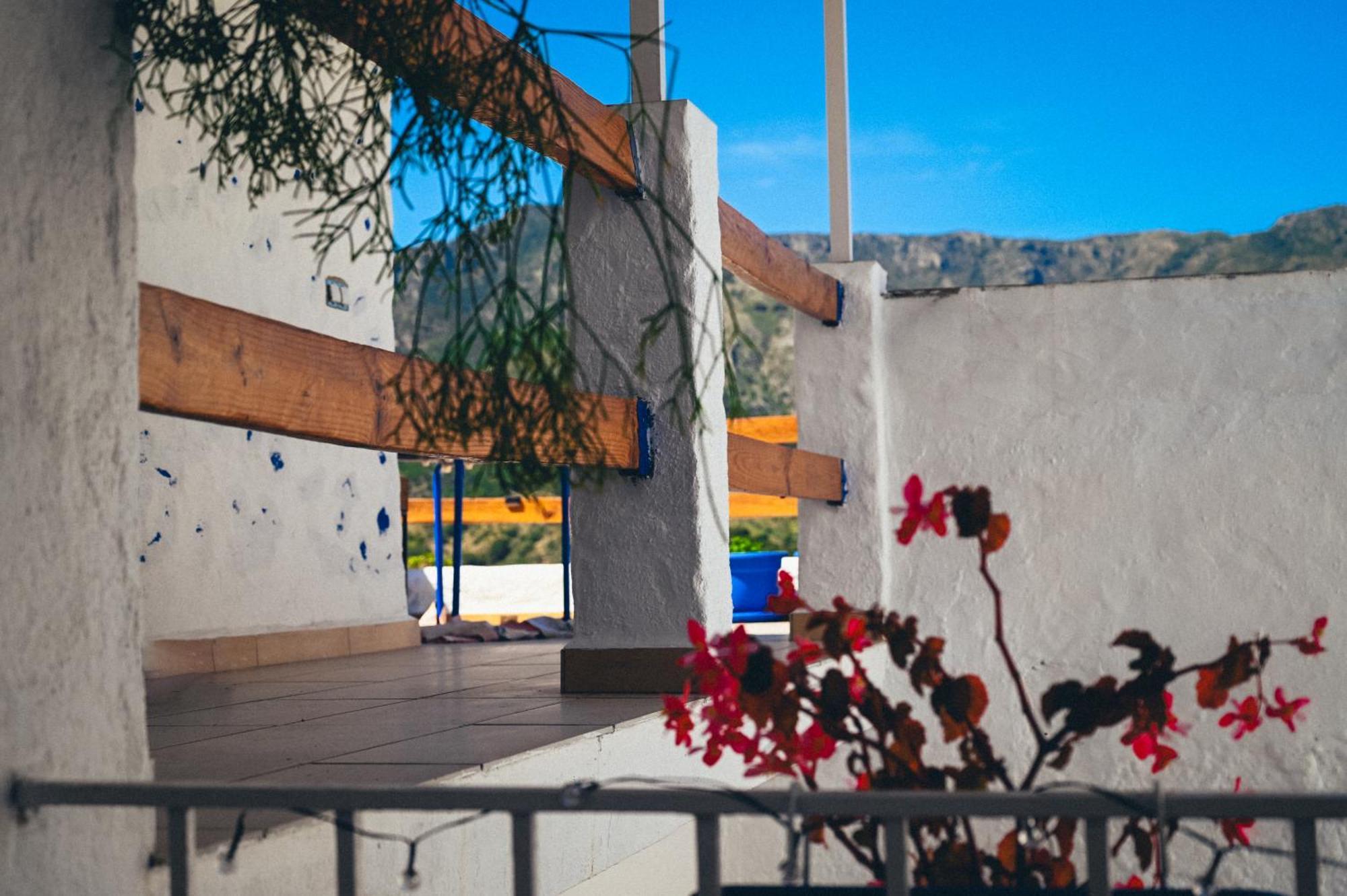 Bed and Breakfast Sweet Water Caminito Del Rey Карратрака Экстерьер фото